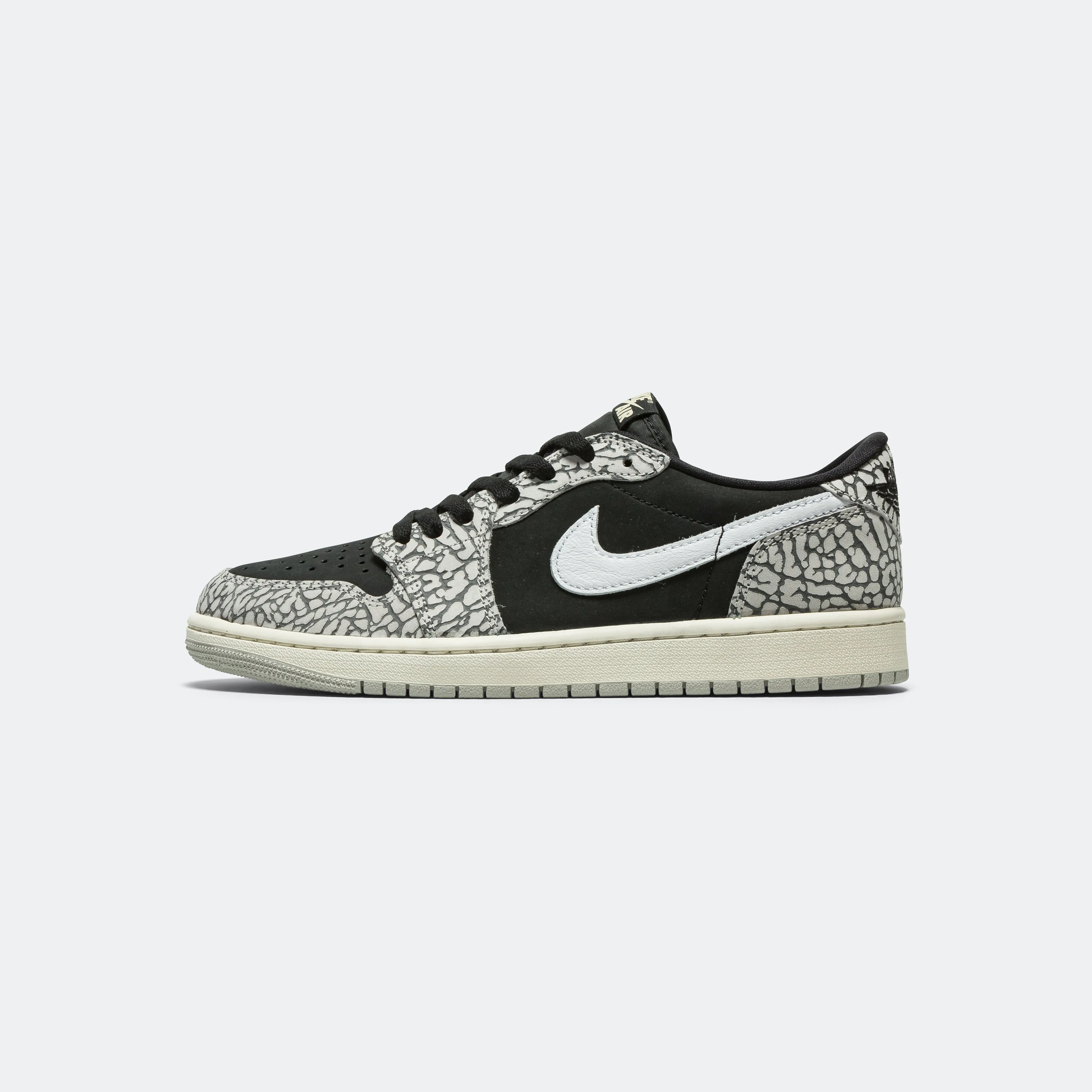 Air Jordan 1 Low OG - Black/Muslin-Tech Grey-White