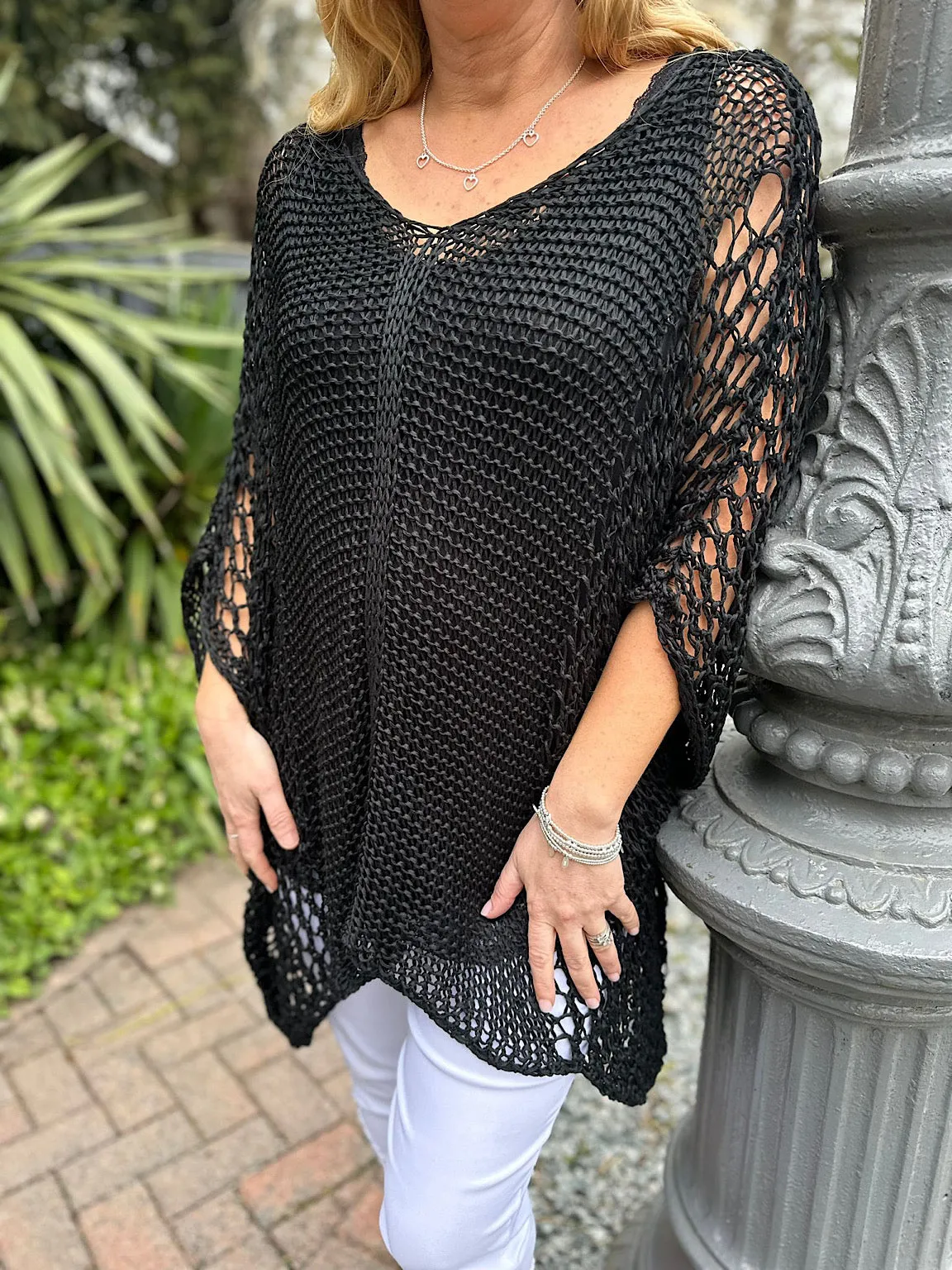 Black V Neck Loose Knit Christine