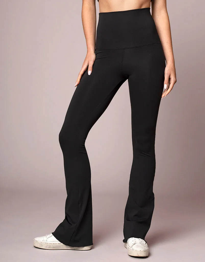 Freestyle Flare Legging Black