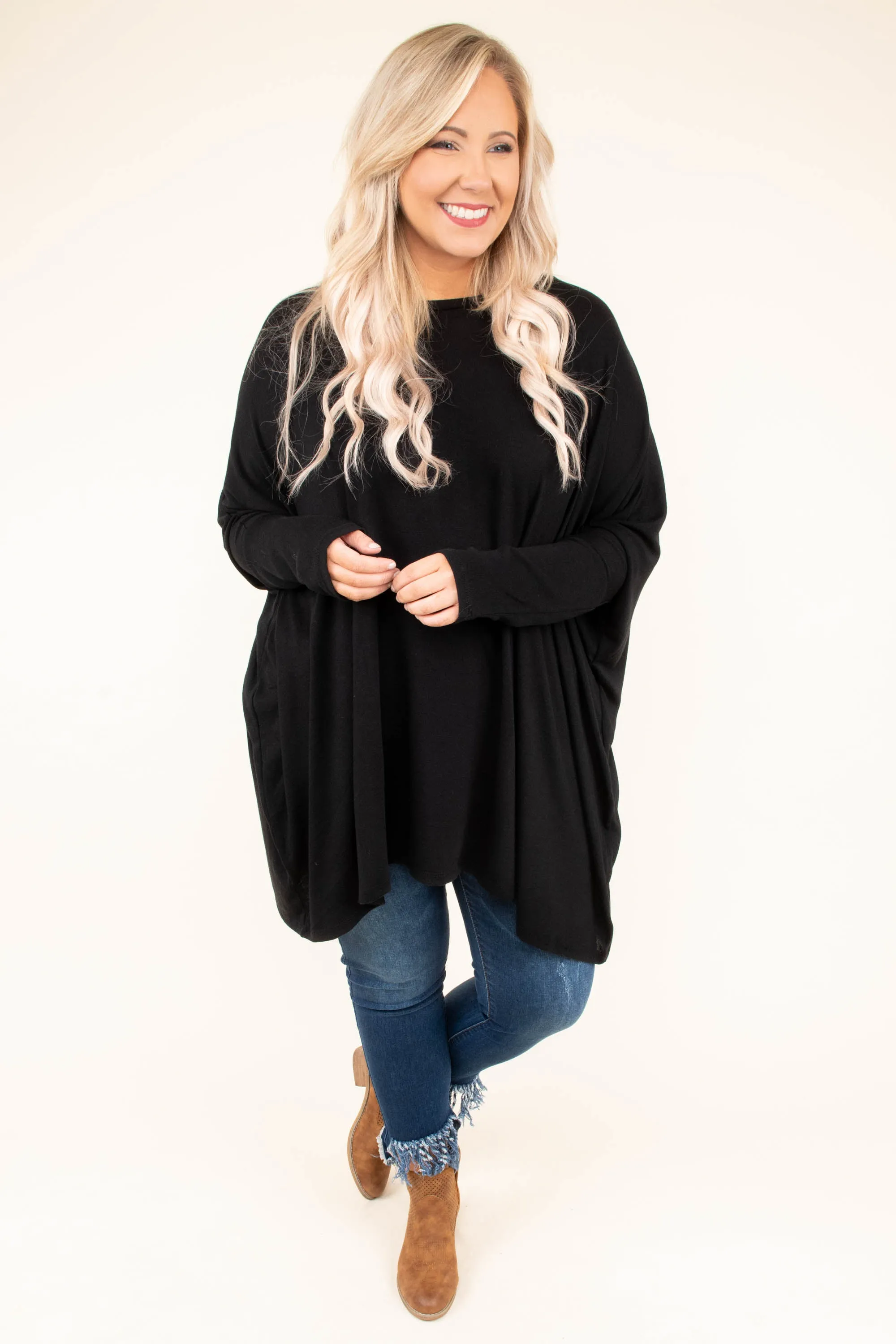 Strolling Downtown Tunic, Black