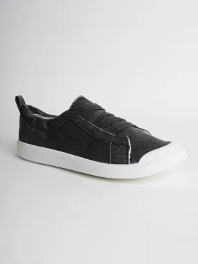 Taylor Low-top Slip-on Sneakers