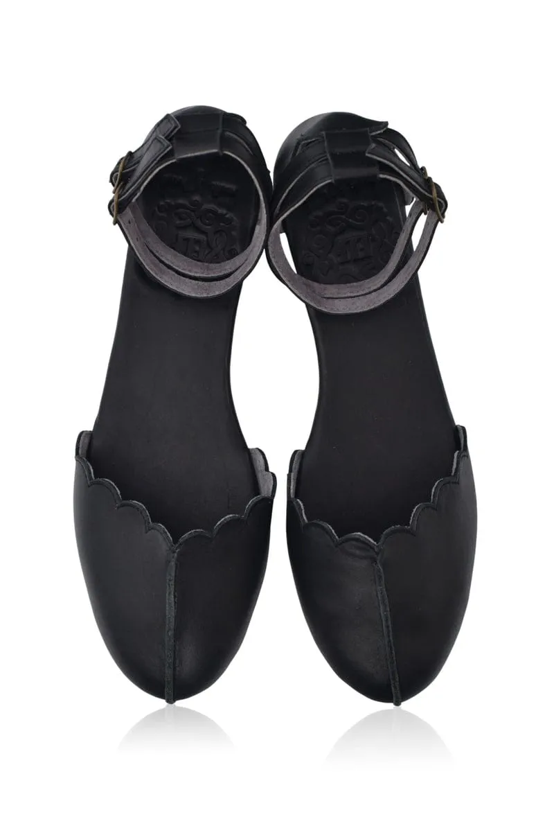 Venus Leather Flats in Black