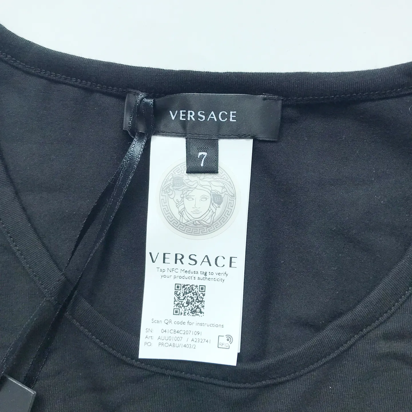 VERSACE  |Crew Neck Street Style Long Sleeves Plain Cotton